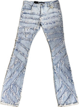 Load image into Gallery viewer, MEN’S CLOUD 9 STACKED FIT ICE BLUE JEANS