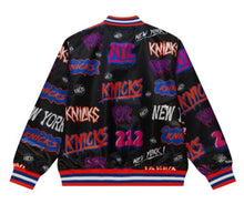 Load image into Gallery viewer, NBA SLAP STICKER REVERSIBLE
JACKET KNICKS