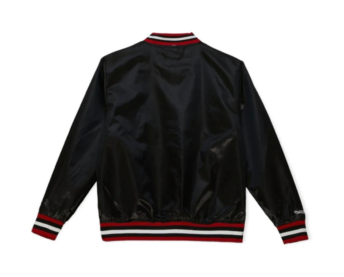 NBA SLAP STICKER REVERSIBLE
JACKET BULLS