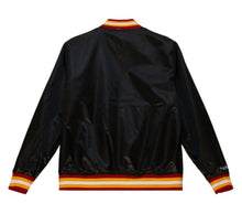 Load image into Gallery viewer, NBA SLAP STICKER REVERSIBLE
JACKET HAWKS