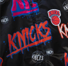 Load image into Gallery viewer, NBA SLAP STICKER REVERSIBLE
JACKET KNICKS