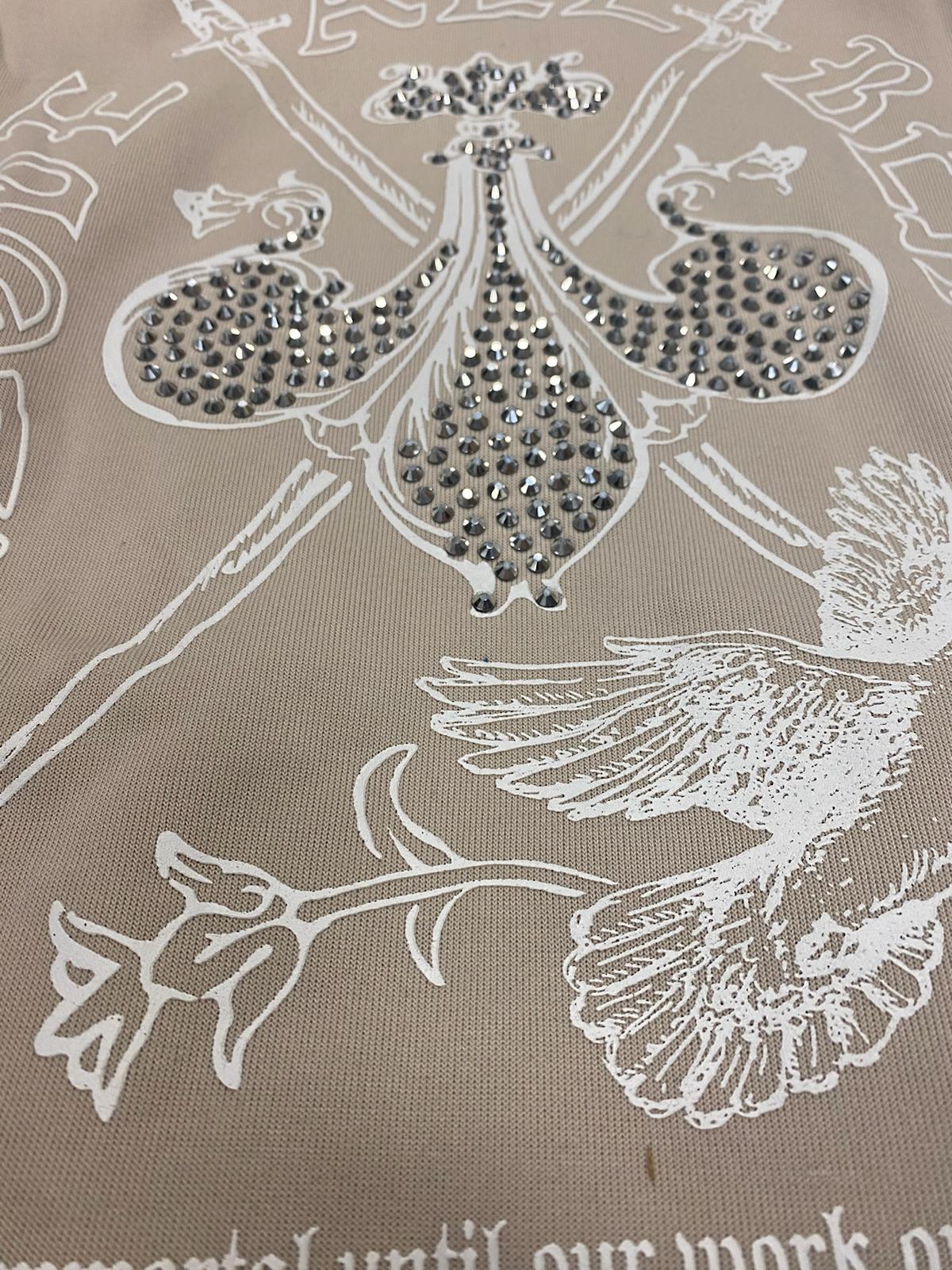 Above all hoodie UF5604