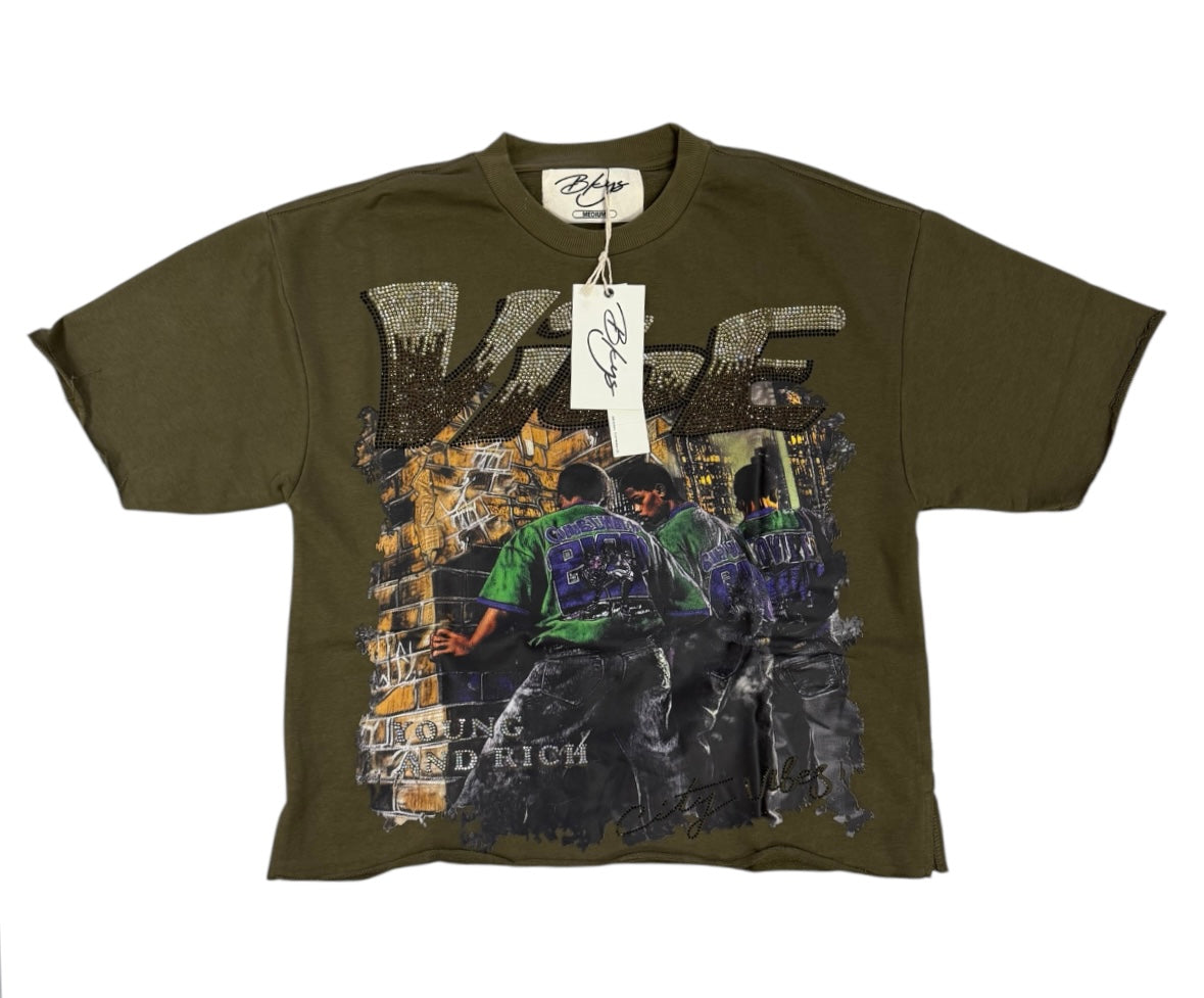 "VIBE" Cropped T-Shirt Olive T1354