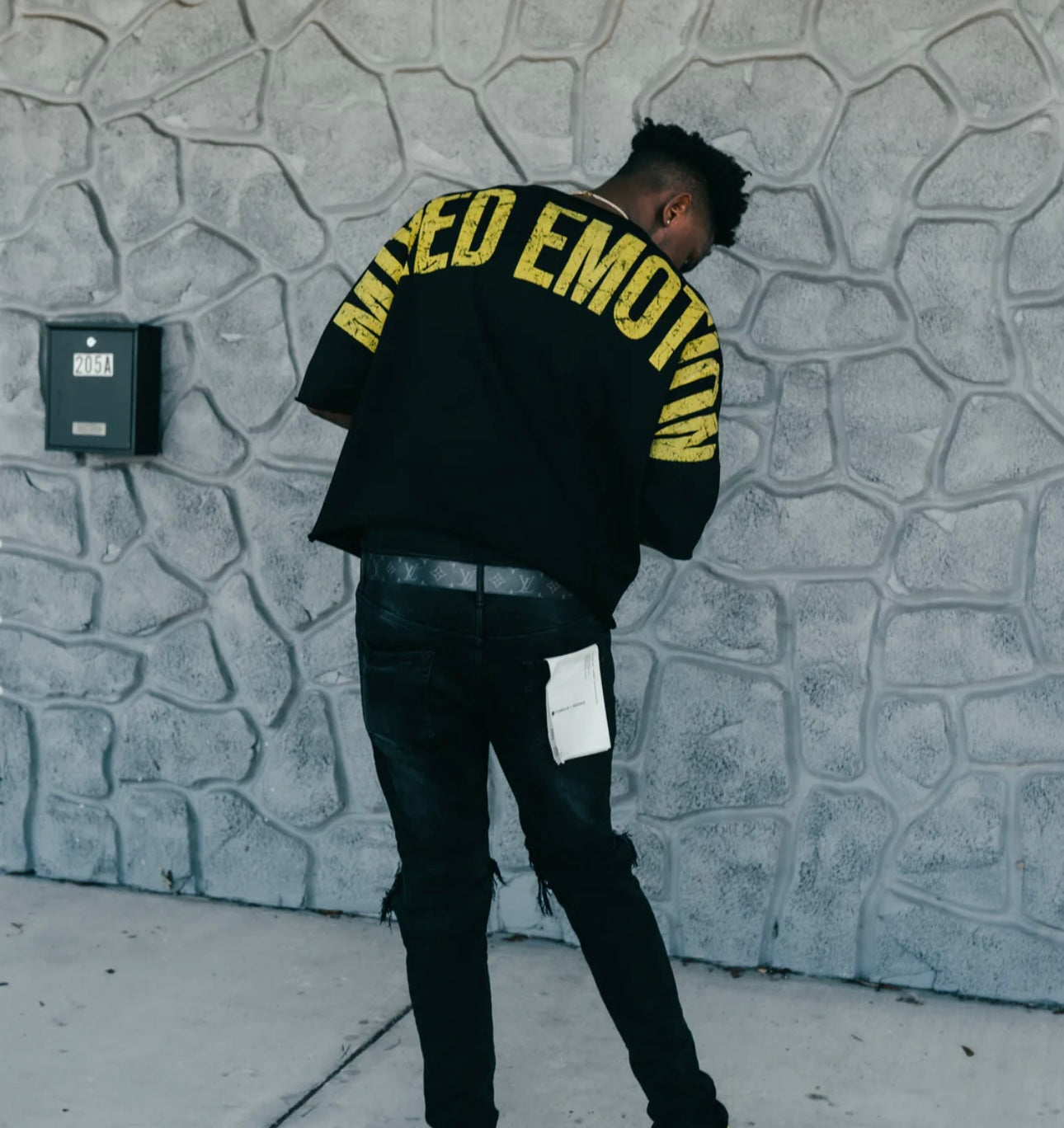 Cropped "Trapped" Tee