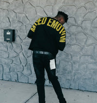 Cropped "Trapped" Tee