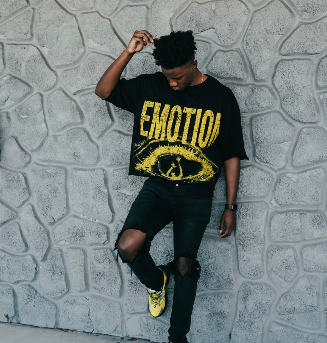 Cropped "Trapped" Tee