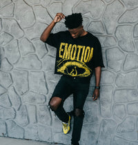 Cropped "Trapped" Tee
