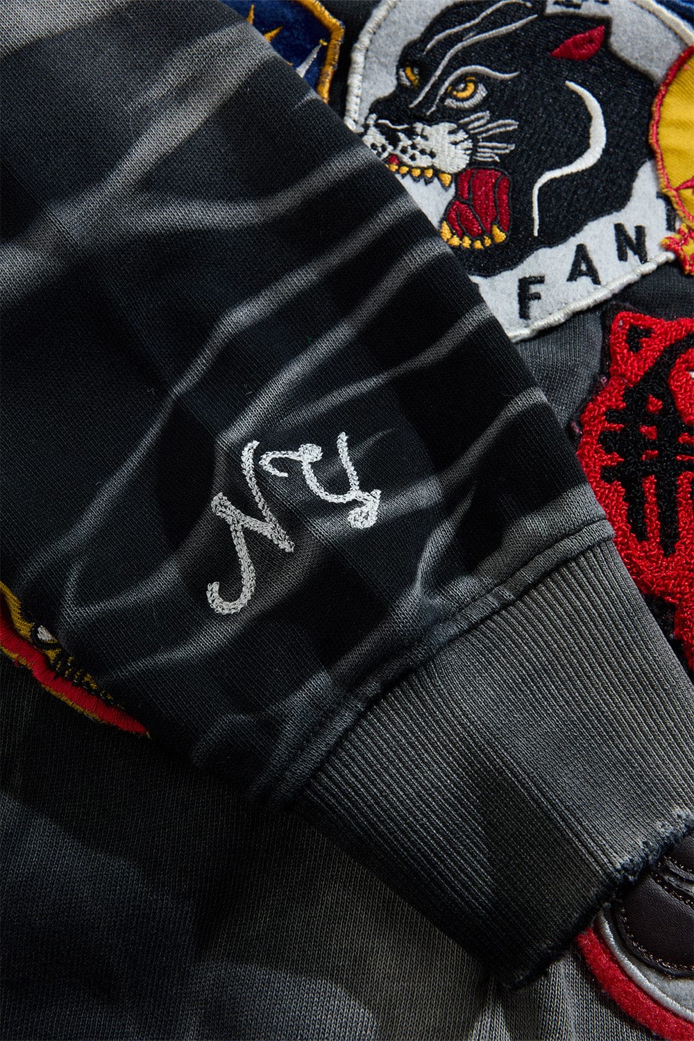 WAR ANGEL PULLOVER HOODIE (VINTAGE BLACK) 84434H