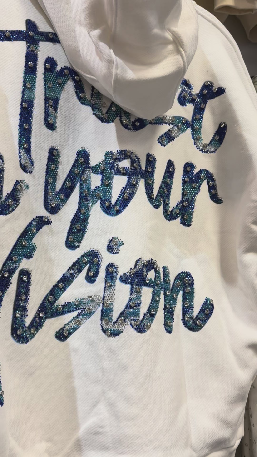 TRUST IN YOUR VISION HOODIE WHITE