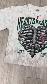 HEARTS BREAKER WHITE T5214