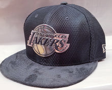Load image into Gallery viewer, New Era NBA 17 On Court 950 LA Lakers