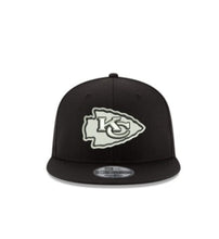 Load image into Gallery viewer, NFL BLACK AND WHITE 950 KANCHI
